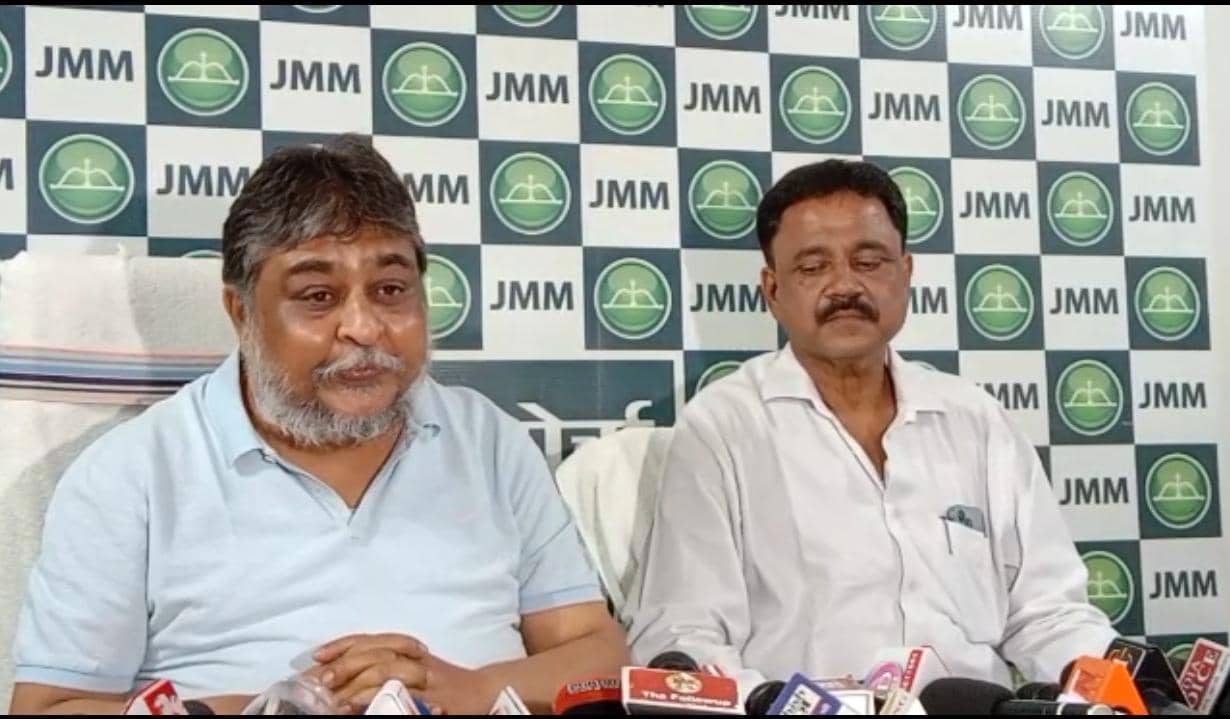 रघुवर सरकार में पूजा सिंघल को मिली थी क्लीन चिट, ईडी की जांच से भाजपा की खुली पोल : झामुमो