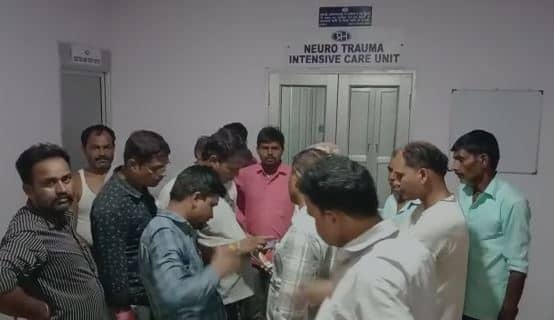 मुजफ्फरपुर में अपराधियों के हौसले बुलंद, घर लौट रहे ड़क्टर को मारी गोली, स्थिति गंभीर