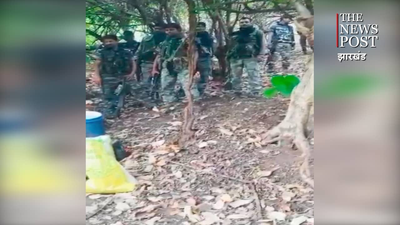 कुख्यात नक्सली कृष्णा हांसदा  ग्रुप का एक नक्सली गिरफ्तार, नक्सलियों का राशन-पानी भी जब्त