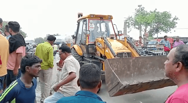 अतिक्रमण को लेकर विधायक और पूर्व विधायक समर्थकों के बीच हुई झड़प