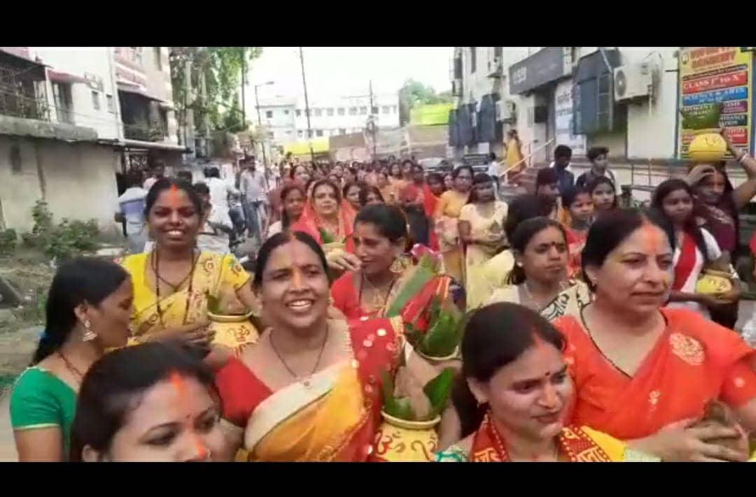 धनबाद में यहां सजा है माता रानी का दरबार, रात भर भजन गाएंगे भक्त