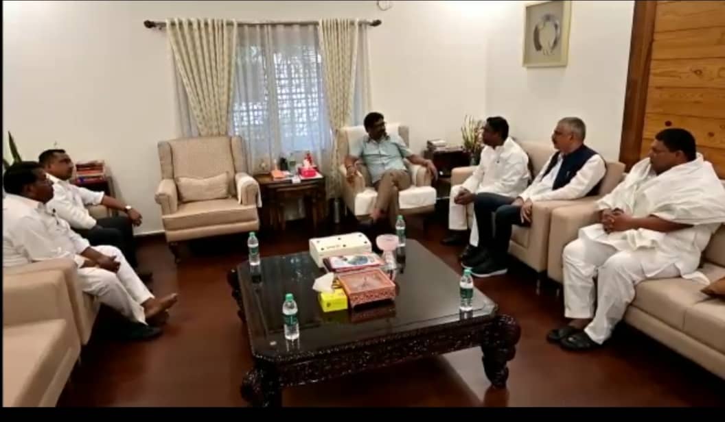 राज्यसभा चुनाव : झारखंड से कांग्रेस चाहे टिकट टू राज्यसभा, दांव देखते ही अपना दावा ठोका