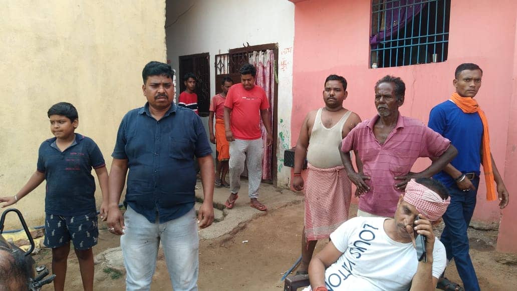 फंदे से झूलता मिला युवक का शव, प्रेम प्रसंग में आत्महत्या की संदेह