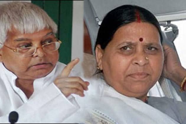 BIG BREAKING: राजद सुप्रीमो लालू प्रसाद यादव के कई ठिकानों पर सीबीआई का छापा