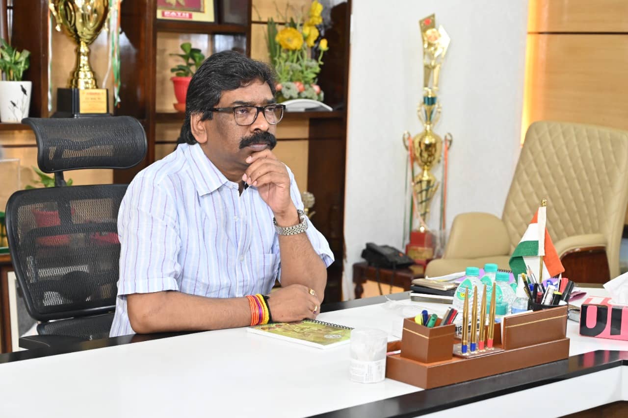 खनन क्षेत्र वाले जिले के अधिकारियों को सीएम ने चेताया, अवैध खनन के खिलाफ 1 से 15 जून तक चलेगा विशेष अभियान