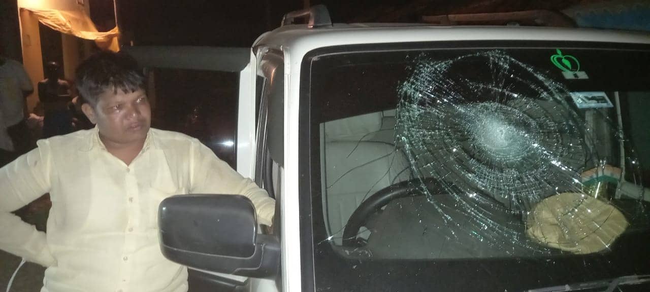 खरसावां के झामुमो विधायक दशरथ गगराई पर भाजपा नेता को पीटने का आरोप, अर्जुन मुंडा ने ट्वीट कर कार्रवाई की मांग की