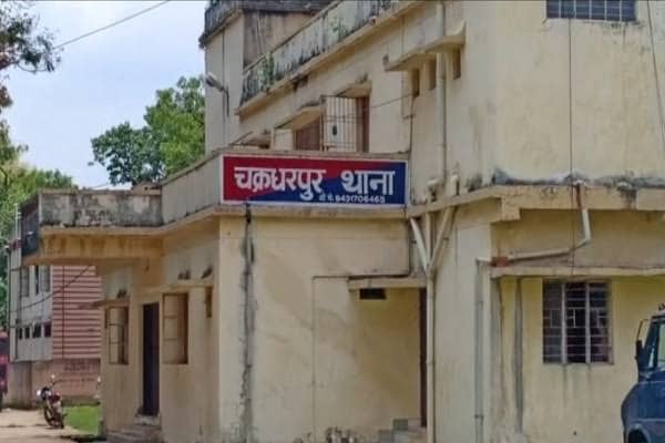 छेड़खानी का विरोध करने पर मनचले ने दलित युवती को पीटा, आरोपी गिरफ्तार