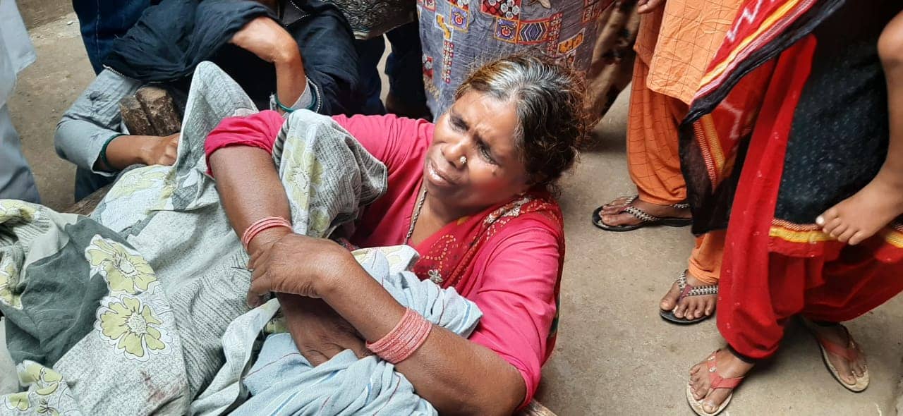 अपडेट : उपमुखिया की गोली मार हत्या, नक्सलियों पर संदेह, पुलिस जांच में जुटी