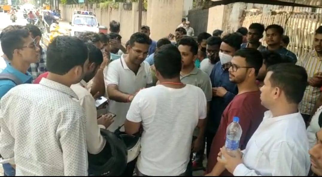 असिस्टेंट इंजीनियर बनते-बनते रोक दिये गए युवाओं ने JPSC को क्यों आज घेर लिया, जानिये