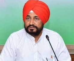 कई नामों के चर्चा के बाद अंततः दलित नेता चरणजीत सिंह चन्नी  के नाम पर लगी अंतिम मुहर, थोडी देर में राज्यपाल से मिलेंगे चन्नी