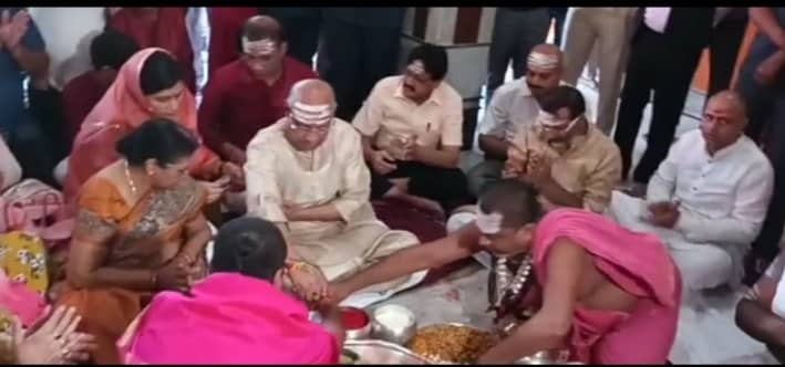 BREAKING : 10 महीने बाद बाबा के बुलावे पर आया हूं बाबानगरी, मन को मिली असीम शांति - राज्यपाल