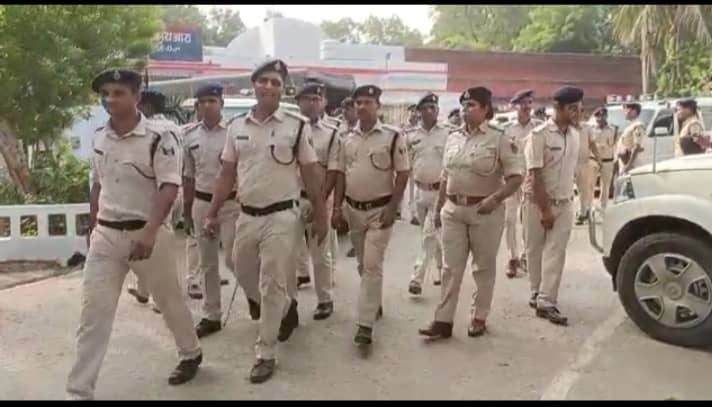 उत्पाद विभाग की टीम पर शराब तस्करों ने किया हमला, एक चालक और 2 जवान घायल