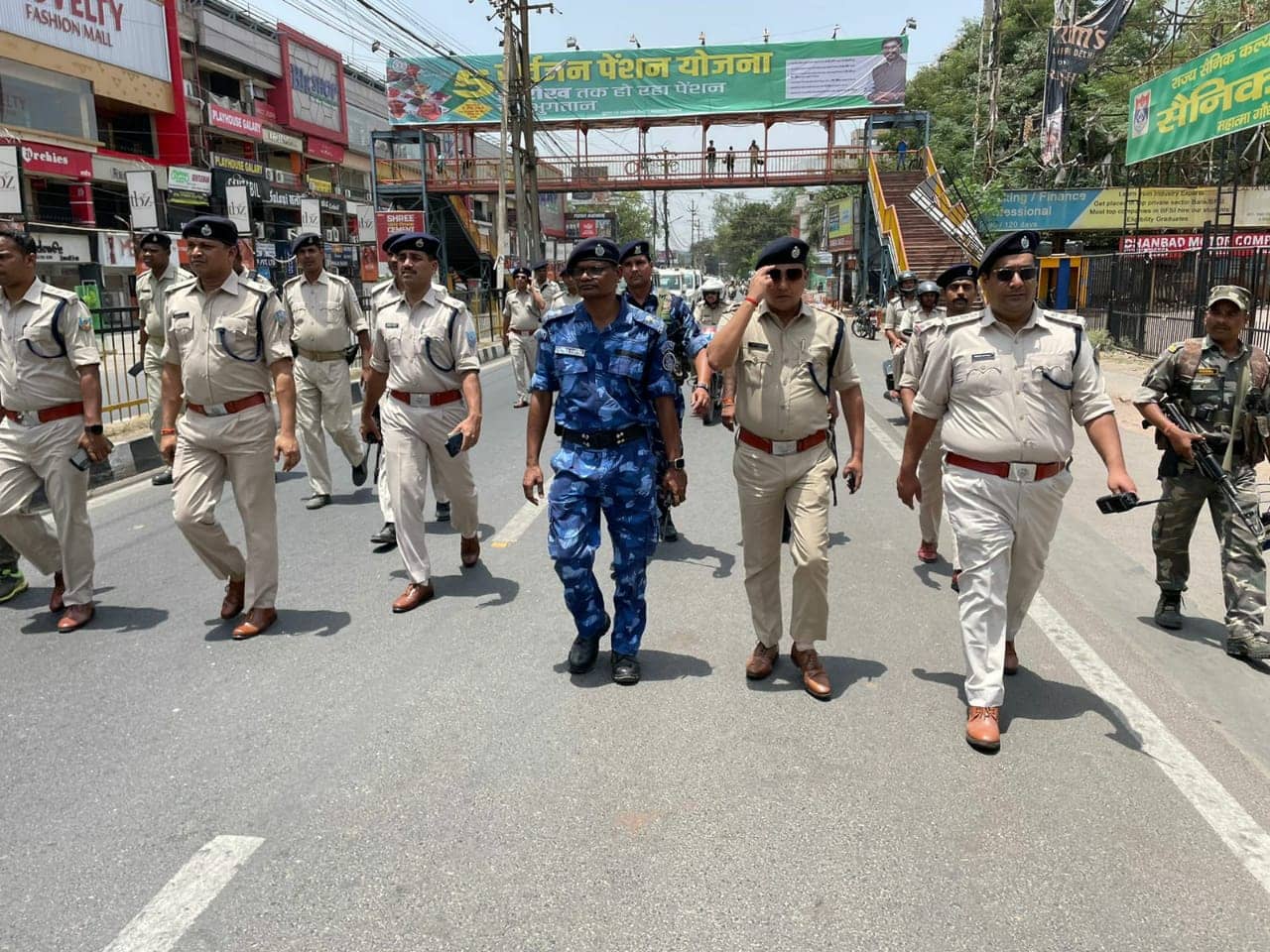 सोशल मीडिया पर पैनी नजर,  इधर सड़कों पर भी मार्च- धार्मिक सद्भाव बिगाड़ने वालों की अब खैर नहीं