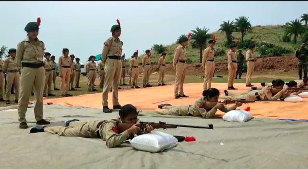 झारखंड के विभिन्न जिलों से पहुंचीं गर्ल्स एनसीसी कैडेट ने दिखाये करतब और जज्बा भी