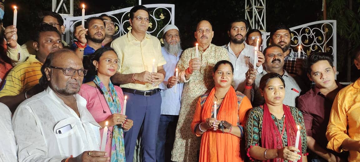 रोशन रहे रांची में प्रेम और भाईचारा- DC, SSP और सामाजिक कार्यकर्ताओं ने जलाए शांति के दीये