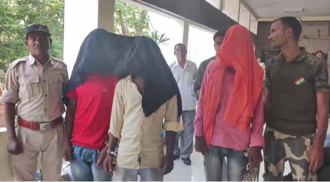 Mur'der in Chatra: जिसके नाम FIR वो निकले निर्दोष,  धराए दूसरे तीन आरोपियों ने कबूला जुर्म