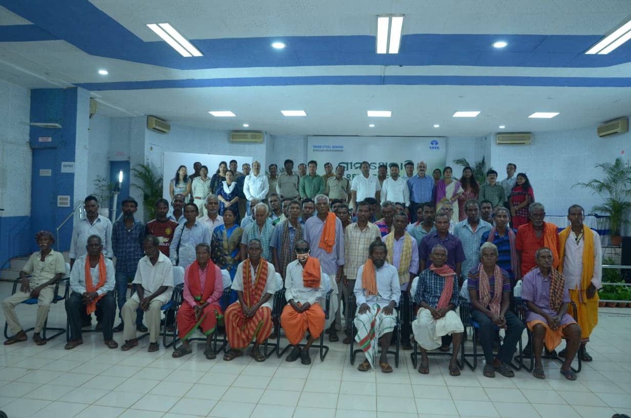 लगभग 50 पारंपरिक चिकित्सकों ने बताए पौधों के औषधीय गुण, टाटा स्टील ने ओडिशा में की वर्कशाप 