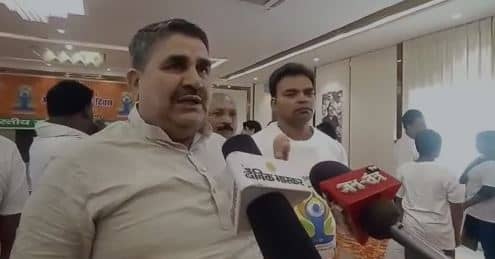 बिहार के मंत्री रामसूरत राय बोले- अग्निपथ स्क्रीन पर मचे बवाल के पीछे आतंकवादी और राजनीतिक गुंडे