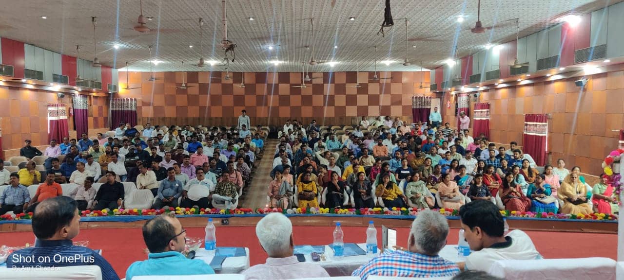 'सावधान रहे बैंककर्मी ,सरकार की नीयत ठीक नहीं' - कर्मचारी यूनियन की सभा में वक्ताओं ने कहा