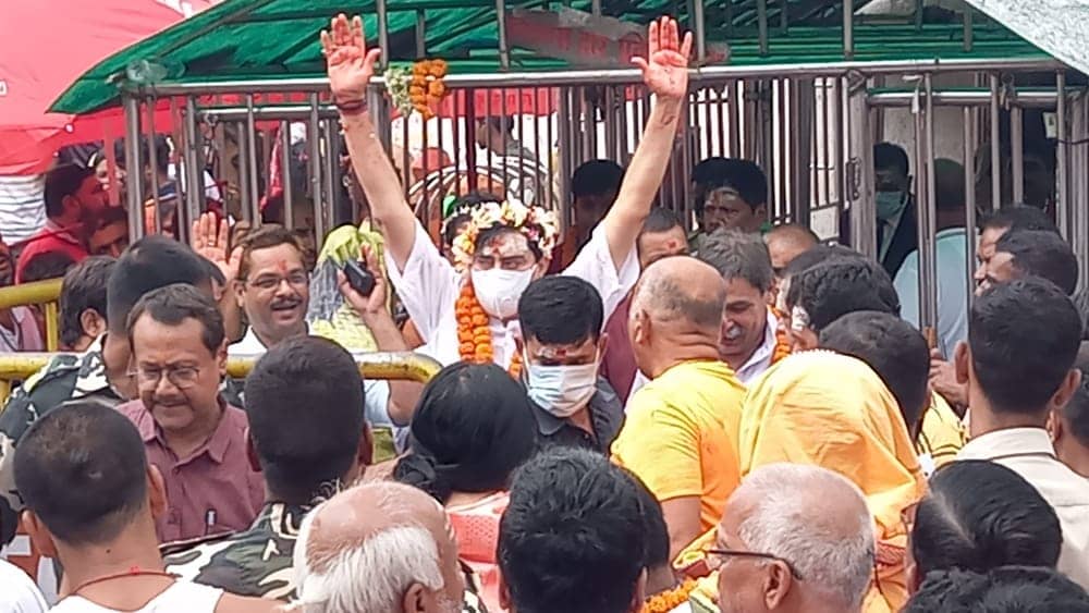 झारखंड के चीफ जस्टिस सपरिवार पहुंचे बाबाधाम,  भोलेनाथ का किया दर्शन