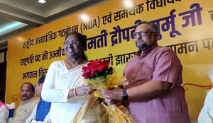 एनडीए की राष्ट्रपति उम्मीदवार द्रौपदी मुर्मू भाजपा की बैठक के दौरान हुईं भावुक, संजय सेठ ने बताई वजह  