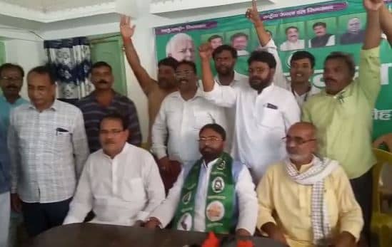 बहू के भाजपा में शामिल होने पर बिफरे पूर्व मंत्री सुरेश पासवान, निशिकांत दुबे पर की अभद्र टिप्पणी