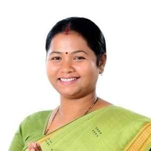 सड़कें बदहाल, पुलिया टूटी,  बिजली की आंख मिचोली- यह है चक्रधरपुर के बंदगांव की कहानी: गीता कोड़ा