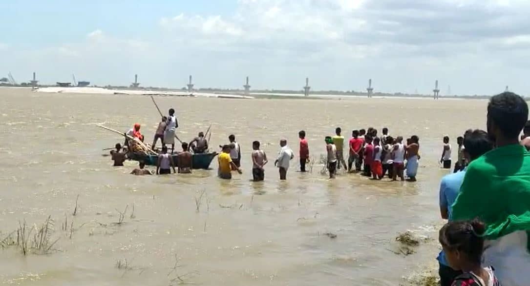 पटना में गंगा स्नान के दौरान बड़ा हा'दसा, 5 लोग डूबे, दो की मौ'त 