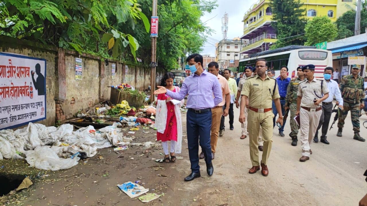 डीसी-एसपी ने शहर का किया औचक निरीक्षण, गंदगी देखकर हुए नाराज