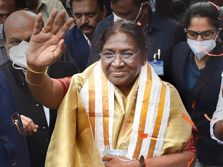 देश की 15 वीं राष्ट्रपति के रूप में 25 जुलाई को द्रौपदी मुर्मू लेंगी शपथ, आइए जानते हैं पहले के राष्ट्रपति का कैसा था कार्यकाल  