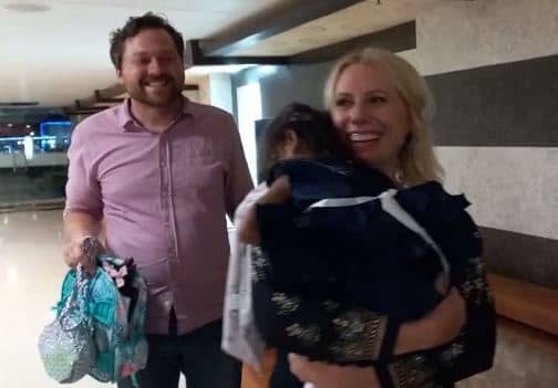 तीन साल पहले लावारिस हालत में मिली नन्ही परी जाएगी अमेरिका, विदेशी दंपति ने लिया गोद