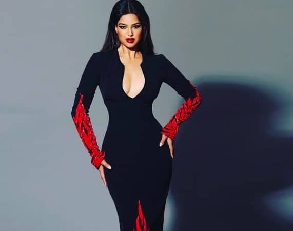 खुबसूरती: मिस यूनिवर्स Harnaaz Sandhu का शॉकिंग ट्रांसफॉर्मेशन, देखें ग्लैमरस तस्वीरें