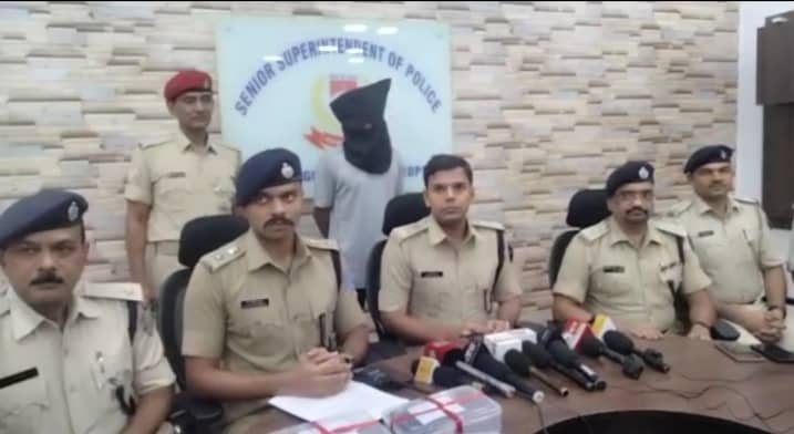 कांग्रेस नेता पर फायरिंग का  एक आरोपी गिरफ्तार , मुख्य सरगना फरार