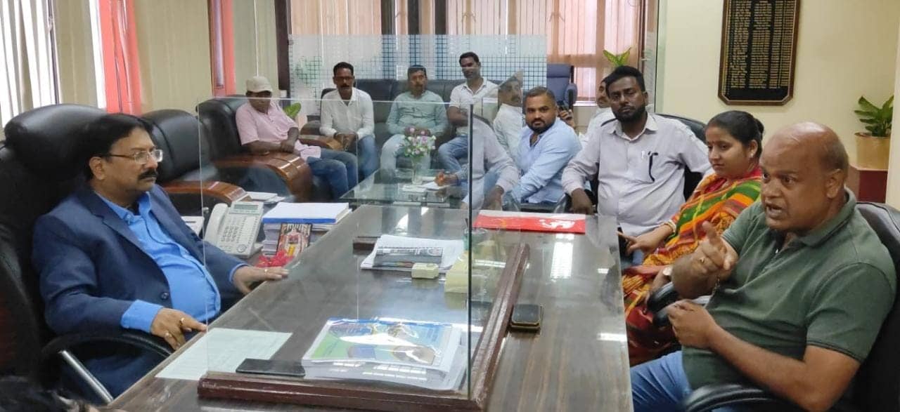 दो धुर विरोधी वामपंथी और दक्षिणपंथी कैसे आए धनबाद में एक मंच पर, जानिये पूरा मामला