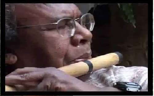 झारखंड के इस बांसुरी वाले ने सात समुंदर पार तक पहुंचाया मांदर, रांची में उसकी ही बनवाई इमारत बदहाल