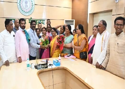 मुख्यमंत्री से मिलने के बाद धरनारत आंगनबाड़ी सेविका-सहायिकाओं के चेहरे क्यों खिल उठे, जानिये इसका कारण