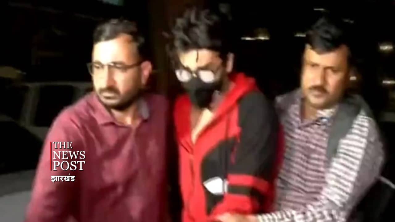 क्रूज पर रेव पार्टी में शामिल किंग ख़ान के बेटे आर्यन खान समेत 8 हिरासत में, एनसीबी कर रही पूछताछ