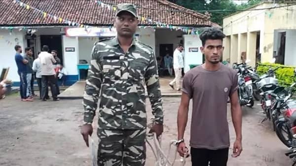 दुमका पेट्रोल कांड : आरोपी के खिलाफ लगाया गया POCSO ACT, जानें किसे बनाया गया आधार