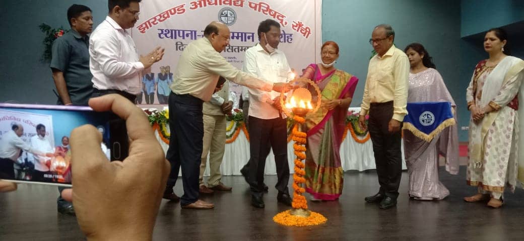 JAC स्थापना दिवस में शामिल हुए शिक्षा मंत्री, टॉपरों को दिया प्रोत्साहन राशि, 80 मॉडल स्कूलों का उद्घाटन मार्च में