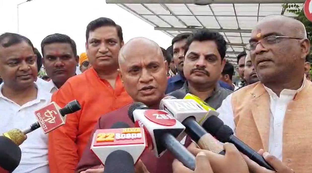 बिहार में बाढ़ और सुखाड़ से किसान पस्त और नीतीश कुमार दिल्ली में मस्त हैं: आरसीपी सिंह