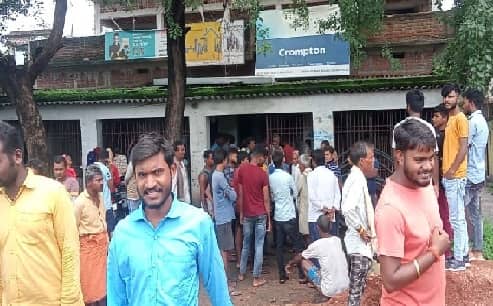 जीटी रोड बगोदर में तोड़फोड़ और फायरिंग, फैली दहशत- जानिये इसकी वजह