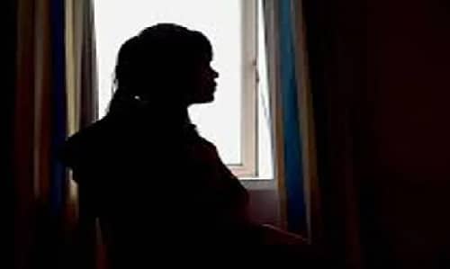 दिल्ली में घरेलू काम कर रहीं झारखंड की दो बेटियां रेस्क्यू, जानिये कब पहुंचेंगी अपने घर