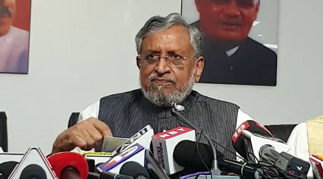 लालू परिवार की बालू माफ़ियाओं से सांठ-गांठ, मंत्री रामानंद यादव को बर्खास्त करें नीतीश: सुशील मोदी 