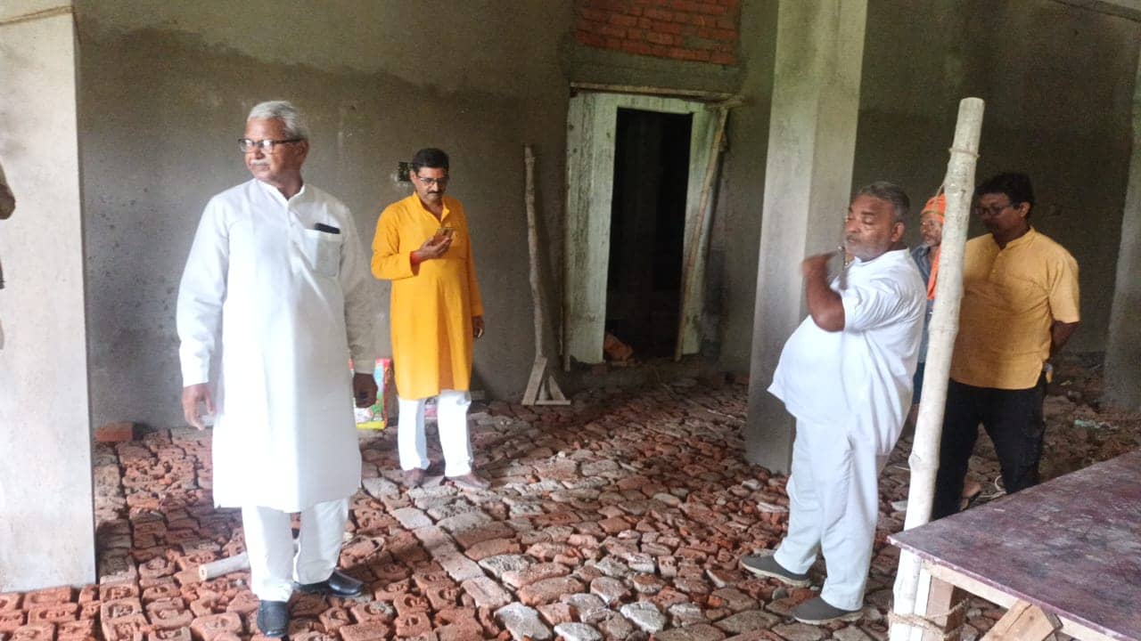 14 करोड़ से बन रहे कोल्ड स्टोरेज का निरीक्षण करने पहुंचे एनसीपी नेता क्यों भड़क गए , जानिये