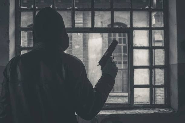 बेगूसराय में साइको किलर ने किया अंधाधुंध फायरिंग , एक की मौत कई लोग घायल