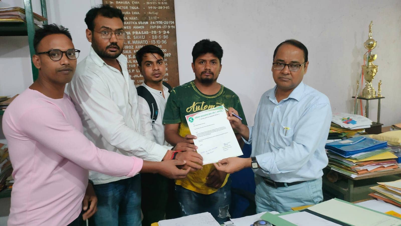 PG SEM 2 की परीक्षा तिथि में उठी बदलाव की मांग, क्या है पूरा मामला जानिये