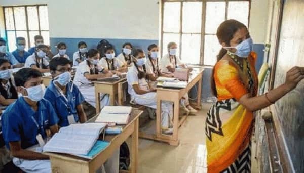 झारखंड में जल्द होगी 25 हजार से अधिक शिक्षकों की बहाली, जानिए किस जिले में कितने टीचर की जरुरत