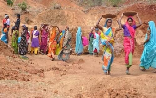 झारख्रंड के हर गांव में 5 नई योजनाएं,  मनरेगा में 50 फीसदी महिलाओं की भागीदारी होगी सुनिश्चित