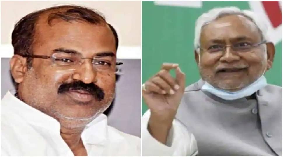 महिला IAS अधिकारी का सैनिटेरी पैड पर विवादित बयान मामले में CM नीतीश और मदन सहनी का बयान जारी, जानिए