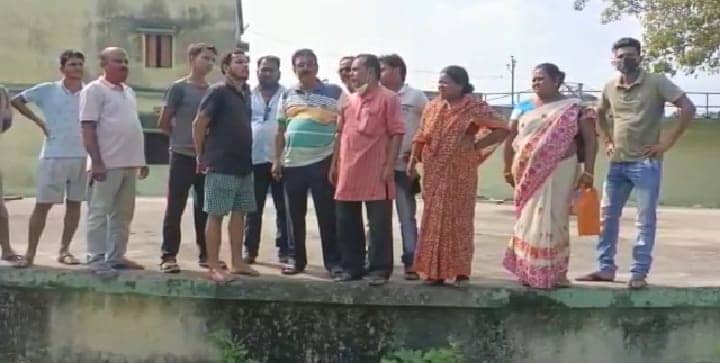 त्योहारों में भी नहीं हो रही जलापूर्ति, जनप्रतिनिधियों ने दी आन्दोलन की धमकी